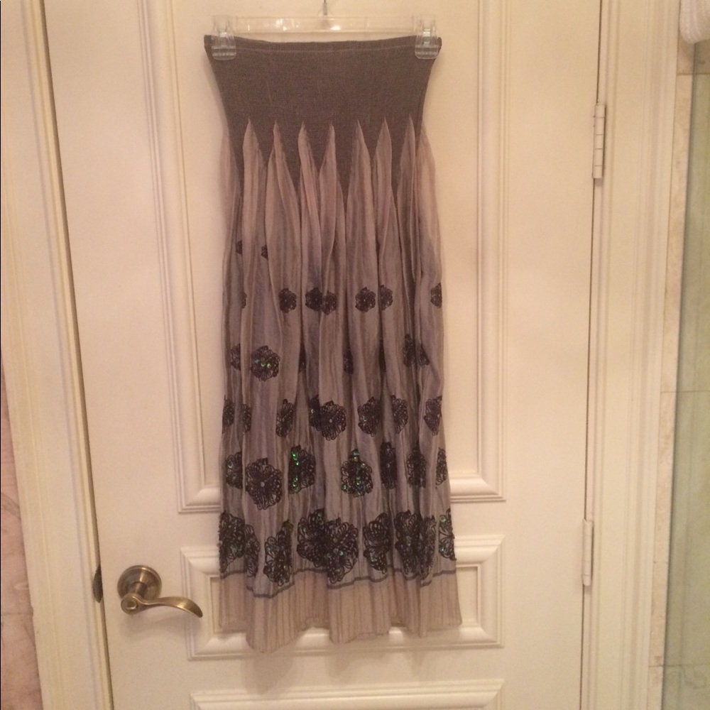 NWOT Pewter & Black Long Skirt.  One Size Fits All